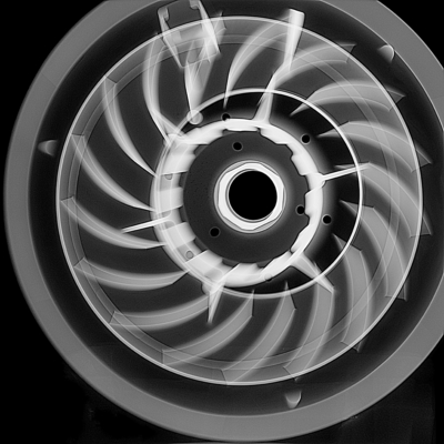 Unicomp UNC320 rayons X identifie les défauts dans les composants de moulage sous pression aérospatiale
